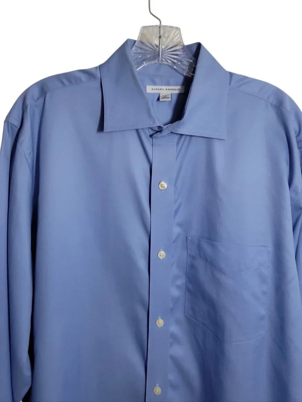 Banana Republic men's blue button down dress shirt size large neck 16-16 1/2 in